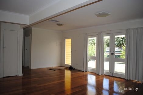 Property photo of 11 Central Avenue Seaholme VIC 3018