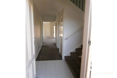 Property photo of 14 Amberlea Circuit Taylors Hill VIC 3037