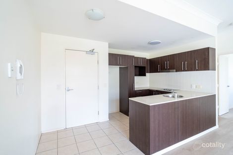 Property photo of 17/5 Carey Lane Southport QLD 4215