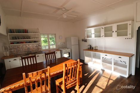 18 Emmitt Ct, Apple Tree Creek, QLD 4660