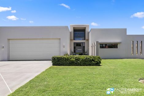 Property photo of 6 North Point Banksia Beach QLD 4507
