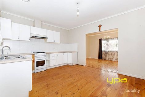 Property photo of 4 Vista Street St Albans VIC 3021