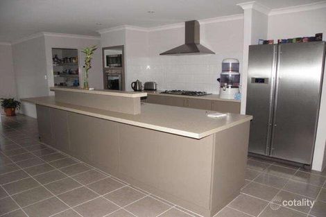 Property photo of 7 Mawson Grange Lakelands WA 6180