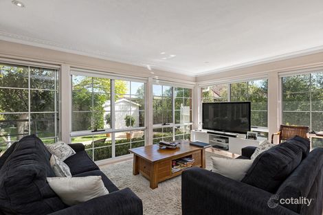 Property photo of 1 Drake Court Avondale Heights VIC 3034