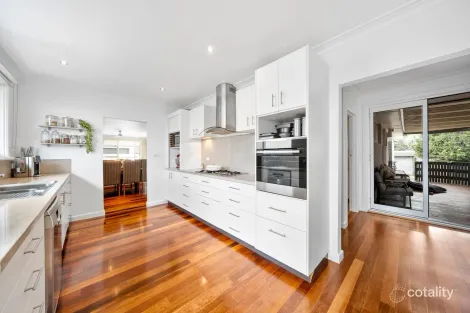 Property photo of 44 Woolart Street Strathmore VIC 3041