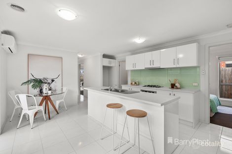 Property photo of 9 Solitude Lane Doreen VIC 3754
