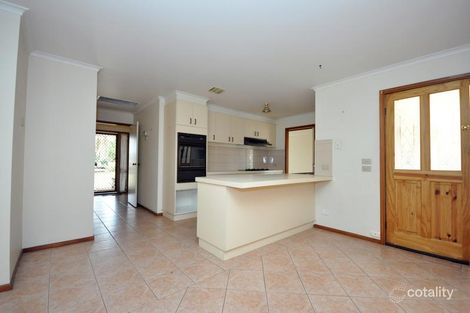 Property photo of 7 Radstock Place Craigieburn VIC 3064
