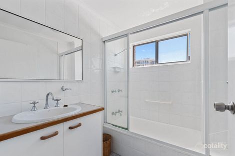 Property photo of 6/7 Moreton Parade Kings Beach QLD 4551