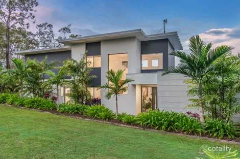 Property photo of 27 Beau Parade Bonogin QLD 4213