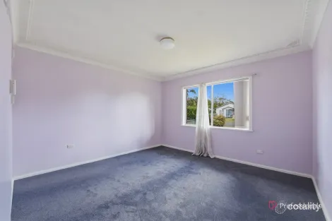 Property photo of 19 Proctor Street Armidale NSW 2350