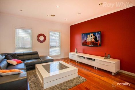 Property photo of 2 Aristocrat Terrace South Morang VIC 3752