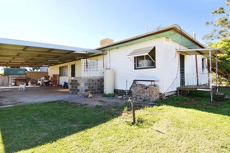 Property photo of 172 Dumosa Street Red Cliffs VIC 3496