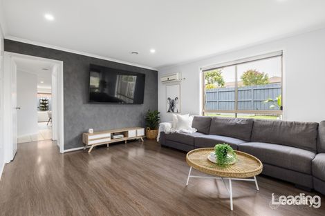 Property photo of 52 Backhaus Avenue Sunbury VIC 3429