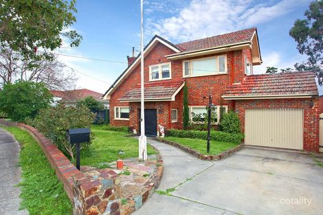 Property photo of 2 Clitheroe Court Glen Iris VIC 3146