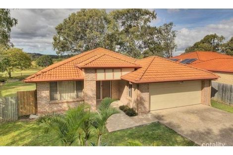 Property photo of 37 Fairway Drive Meadowbrook QLD 4131