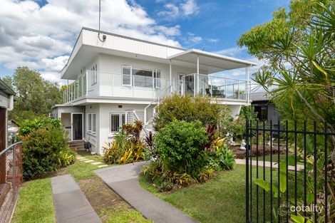 17 Yanderra Ave, Arana Hills, QLD 4054