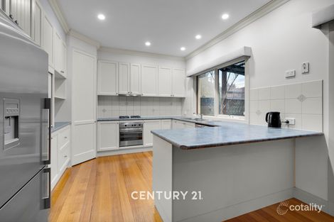 Property photo of 10 Logan Place Berwick VIC 3806