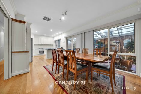 Property photo of 10 Logan Place Berwick VIC 3806