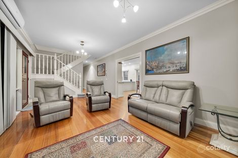 Property photo of 10 Logan Place Berwick VIC 3806