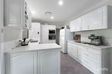 Property photo of 18 Michele Crescent Glendale NSW 2285