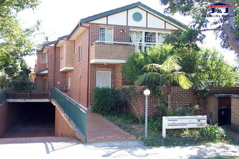 4/4 Hill St, Campsie, NSW 2194