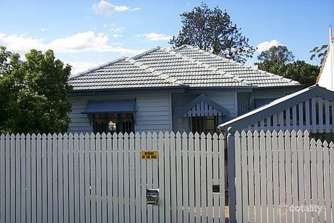 162 Macrossan Ave, Norman Park, QLD 4170