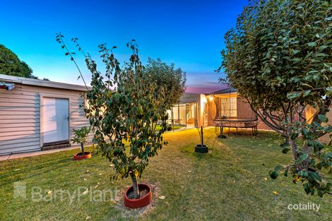 Property photo of 73 Millawa Avenue St Albans VIC 3021