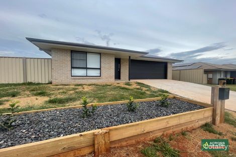 49 Frangipani Dr, Kingaroy, QLD 4610