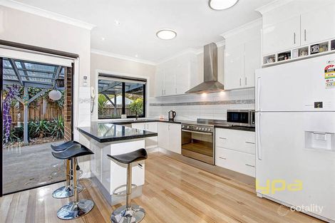 Property photo of 3 Bream Walk Werribee South VIC 3030