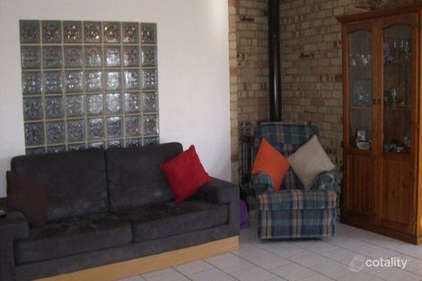 Property photo of 6 Pitta Place Thornlie WA 6108