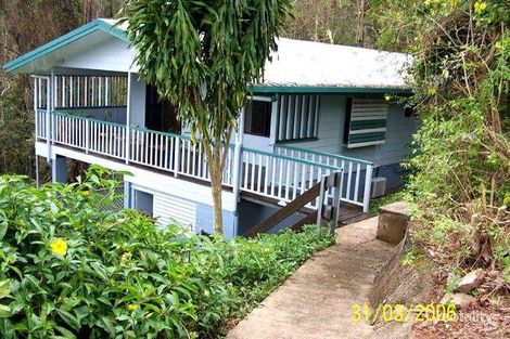 3 Maple Tce, Tully, QLD 4854