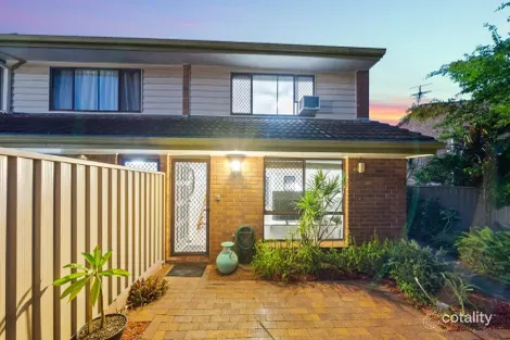 31/127 Barbaralla Dr, Springwood, QLD 4127