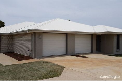 Property photo of 2/23 Alpine Court Cranley QLD 4350