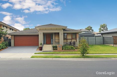 33 Townsend Cres, Ropes Crossing, NSW 2760