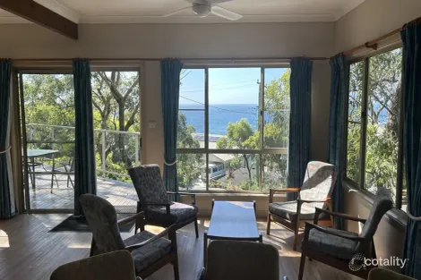 Property photo of 28 Warri Crescent Macmasters Beach NSW 2251