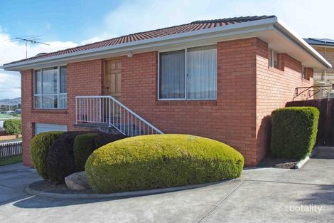1/4 Raminea Rd, Lindisfarne, TAS 7015