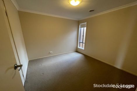 Property photo of 19 Lismore Road Point Cook VIC 3030