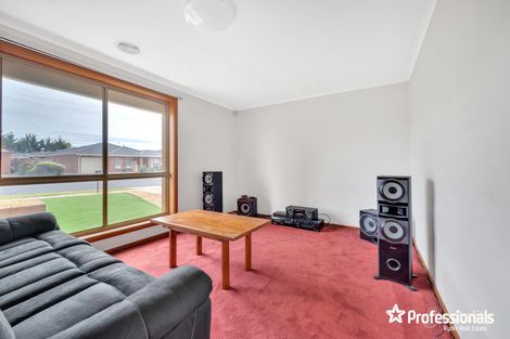Property photo of 30 Gamalite Drive Harkness VIC 3337