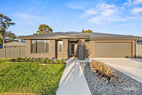 10 Henlix Ct, Mount Clear, VIC 3350