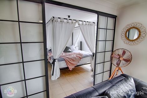 Property photo of 9/11-19 Taylor Street Biggera Waters QLD 4216