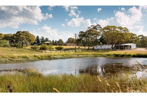 205 The Forest Rd, Bywong, NSW 2621