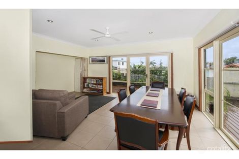 Property photo of 51 Cams Boulevard Summerland Point NSW 2259