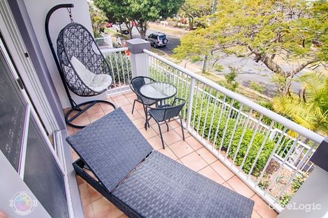 Property photo of 9/11-19 Taylor Street Biggera Waters QLD 4216