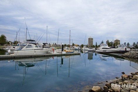 Property photo of 1 Patawalonga Frontage Glenelg North SA 5045