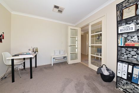 Property photo of 20 Westwood Meander Carramar WA 6031