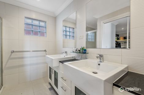 Property photo of 37 Admirals Crescent Taylors Lakes VIC 3038