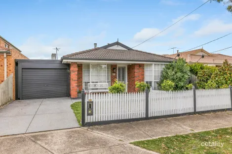 11 Woodyard Ct, Altona Meadows, VIC 3028