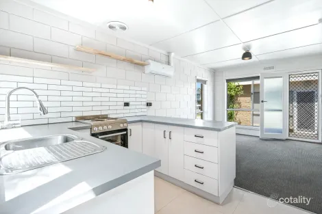 1/11 Elcho St, Newtown, VIC 3220