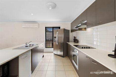 Property photo of 32 Equinox Street Berrinba QLD 4117