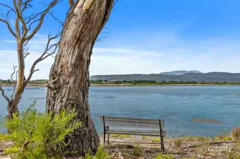 698 Bay Rd, Marion Bay, TAS 7175